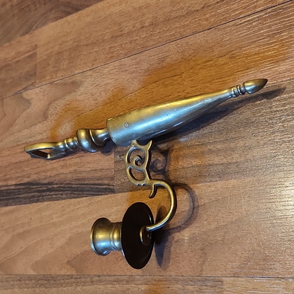 C.B.K. Vintage Brass Wall Sconces Candle Holders Hollywood Regency Matching Set - Picture 5 of 12